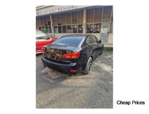 Distressed used Lexus car from the 2008 market. - 5